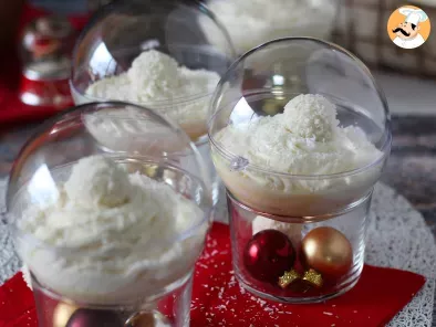 Verrines coco façon Raffaello sans cuisson - un dessert féérique dans une boule à neige - photo 3